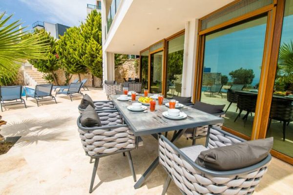 large_46151421_1089225138